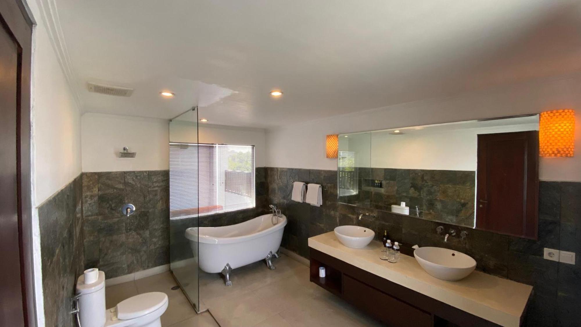 Djabu Canggu Beach Villa Exterior photo